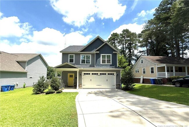 Building Photo - 736 Kooler Cir