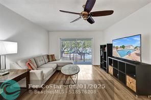 Building Photo - 2250 NE 66th St