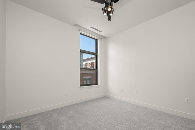 Building Photo - 2425 L St NW