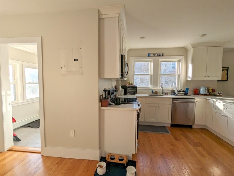 Building Photo - 29 Fairmount Ave