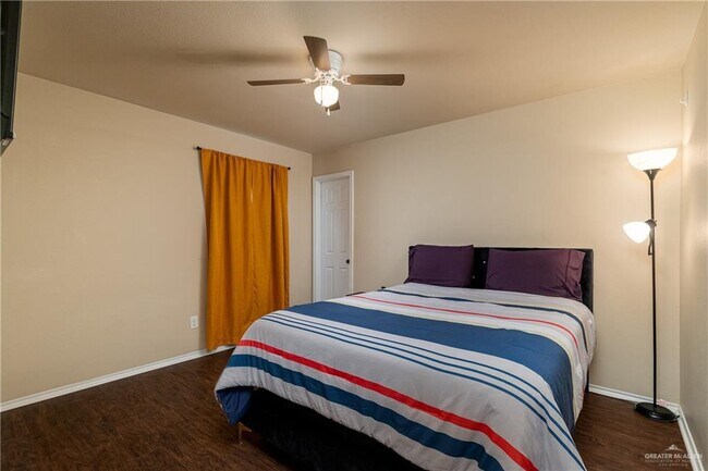Building Photo - 3807 Alvarado St