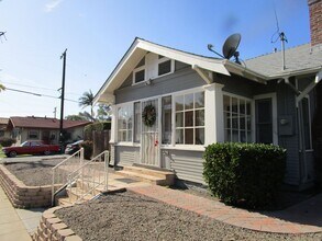 Building Photo - Hillcrest - Detached House - Yard - Assign...