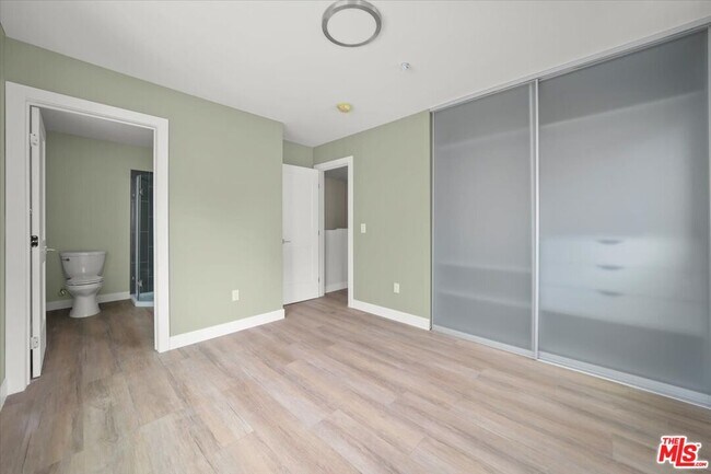 Building Photo - 1317 Punta Gorda St