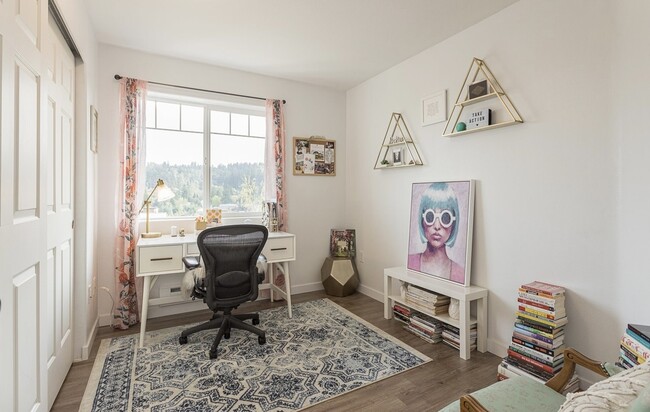 Building Photo - 15070 SW Mallard Dr