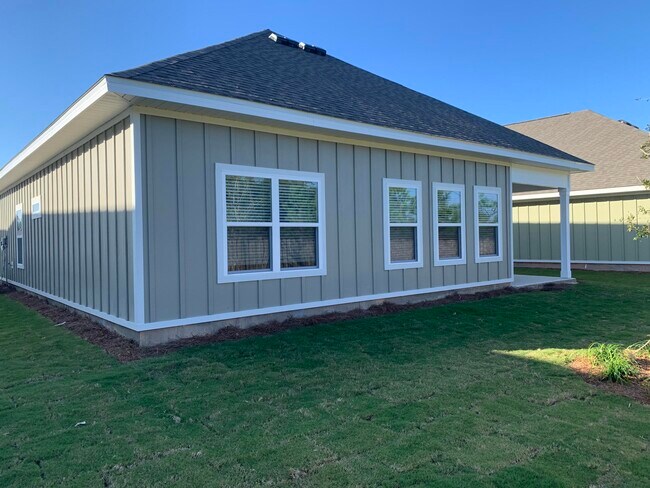 Building Photo - 491 Lightning Bug Ln