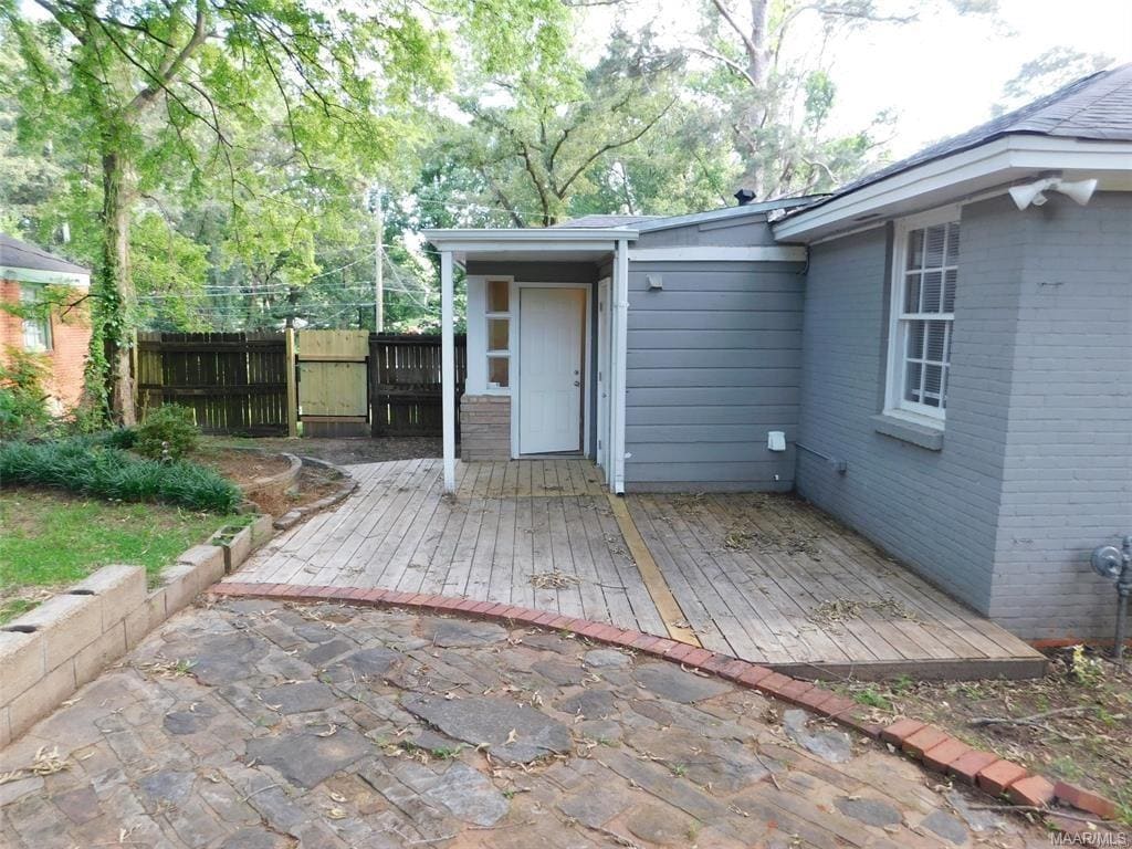 Building Photo - 3547 N Wareingwood Dr