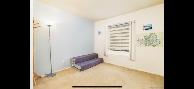 Building Photo - 15094 Avenida Venusto