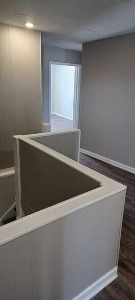 Building Photo - 215 Virginia Ave