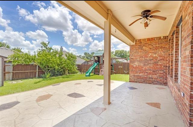 Building Photo - 933 Bens Dr