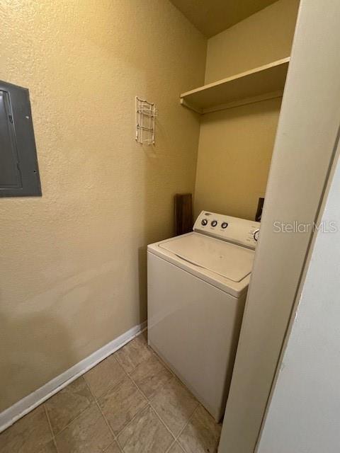 Building Photo - 4301 Lizshire Ln