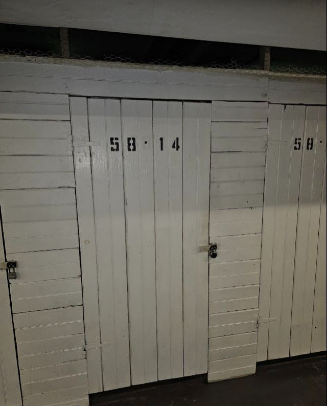 Building Photo - 58 Elm St