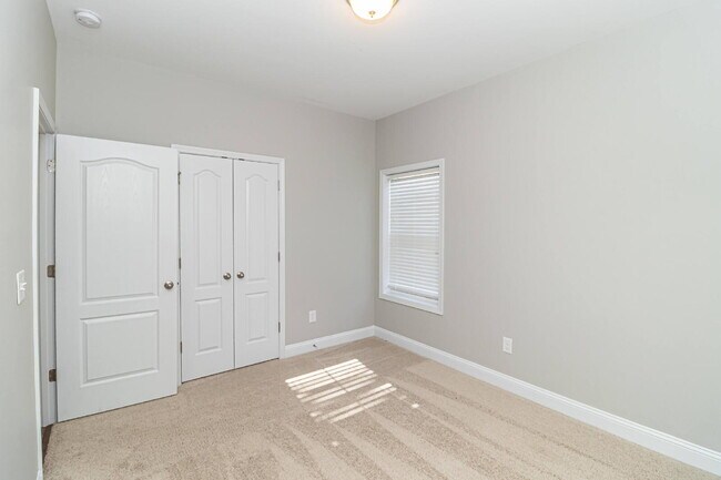 Building Photo - STUNNING & SPACIOUS! GANDER LAKE 4 BR | 3 BA IN PIKEVILLE SCHOOL DISTRICT *LAWN CARE INCLUDED!*