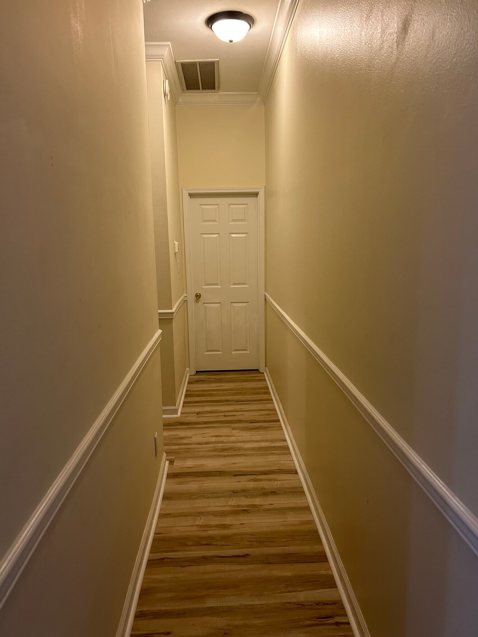 Building Photo - 4 Yacht Club Dr