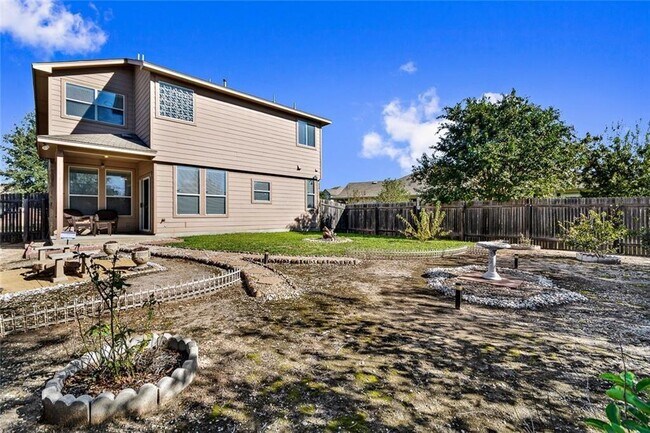 Building Photo - 14221 Willow Tank Dr