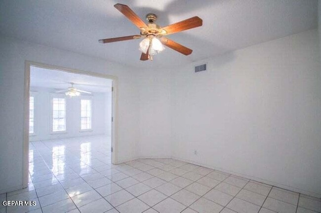 Building Photo - 8804 Cosmos Ave