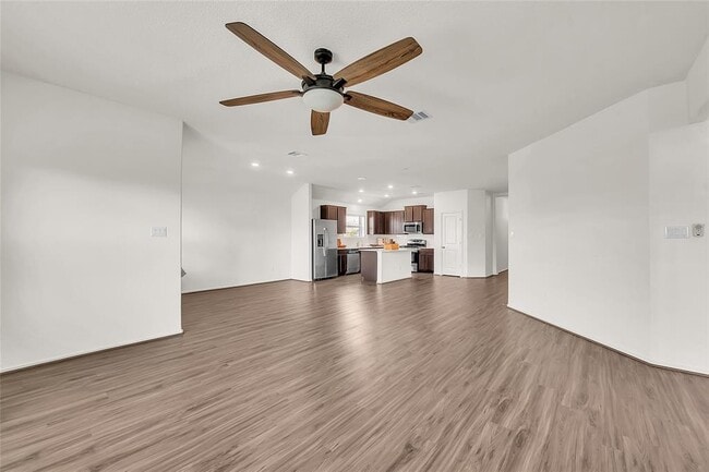 Building Photo - 119 Esparza Dr