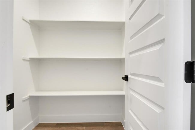 Building Photo - 151 Kawainui Ln