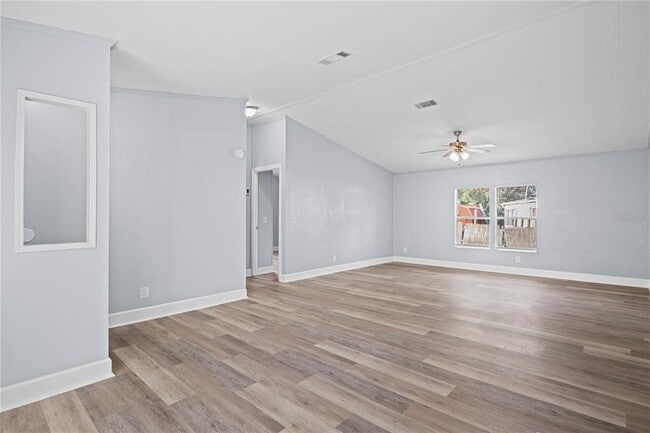 Building Photo - 10522 Bay Hills Cir