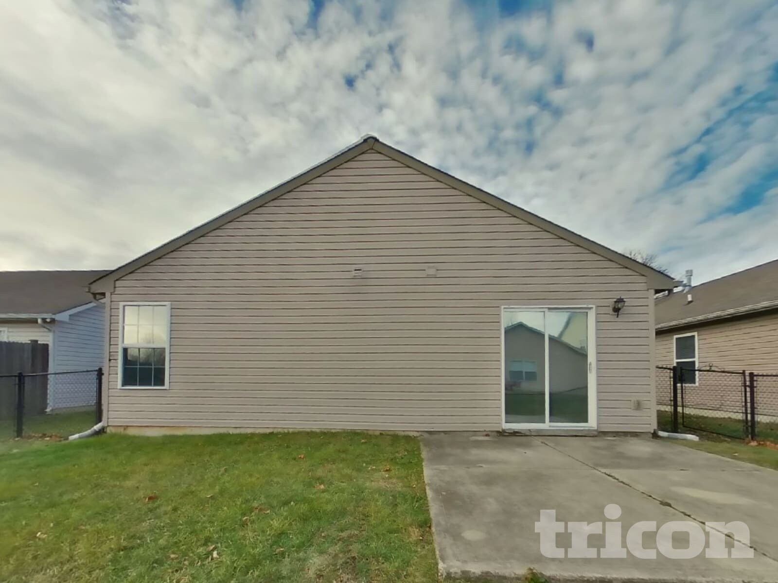 Building Photo - 15436 Dusty Trail