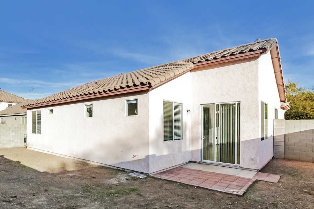 Building Photo - 1115 E Grove St