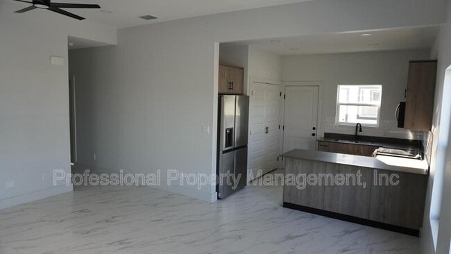 Building Photo - 2813 Bravo Rd