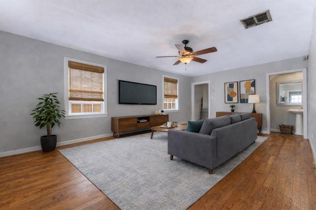 Building Photo - 4527 Capitol Ave