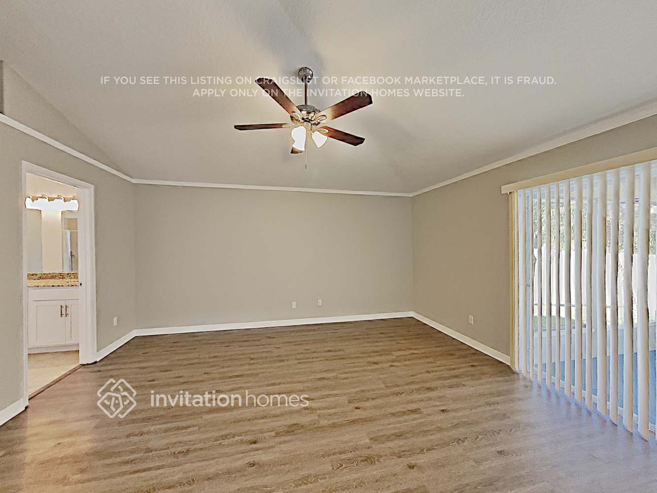 Building Photo - 3229 Sawgrass Creek Cir