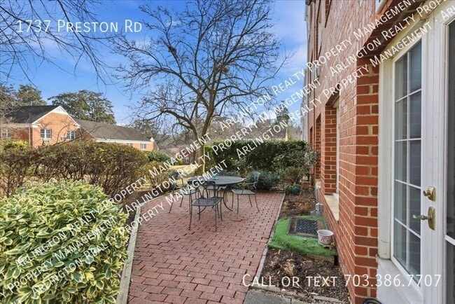 Building Photo - 1737 Preston Rd