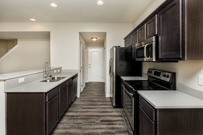 Building Photo - 306 SE 30th