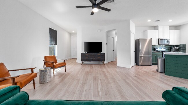 Building Photo - 9228 Lonesome Oak Drive