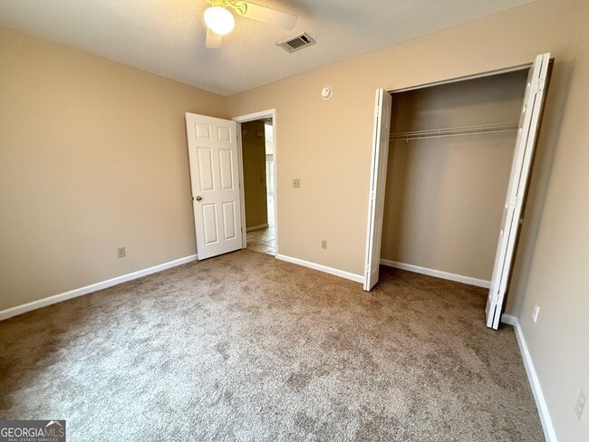 Building Photo - 504 Woodbridge Rd