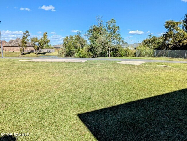 Building Photo - 125 Villa Park Ln