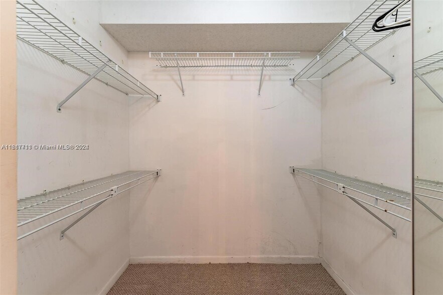 Building Photo - 1151 SW 128th Ter