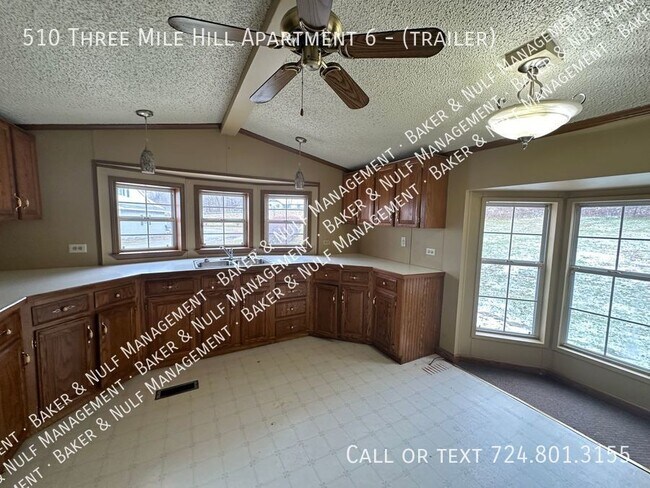 Building Photo - 510 Three Mile Hill - 6 Rear (trailer)