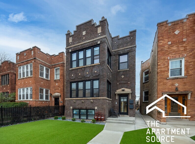 Primary Photo - 3708 N Sawyer Ave