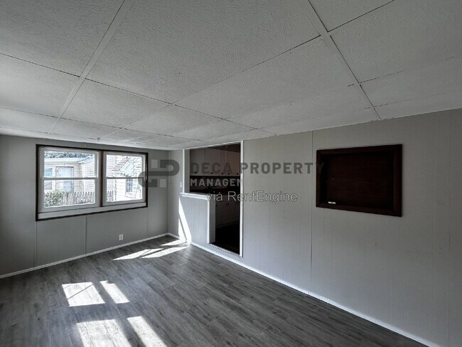 Building Photo - 6108 Eaton Dr