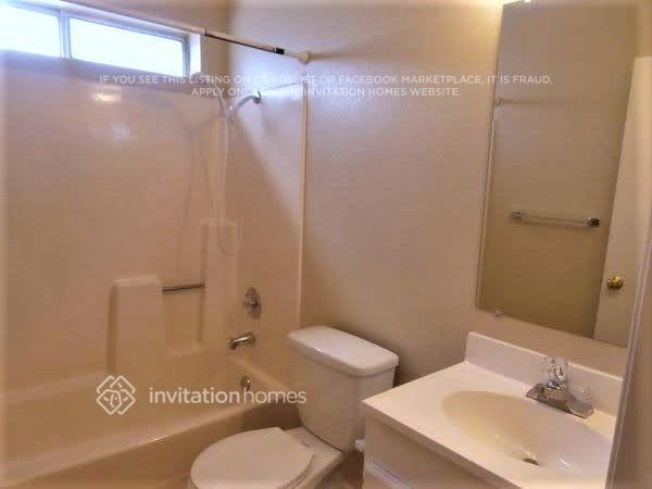 Building Photo - 1009 Murre Way