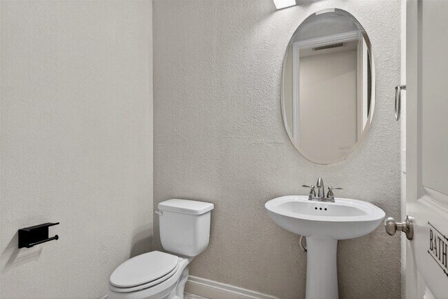 Building Photo - 3311 Pleasant Hollow Ln