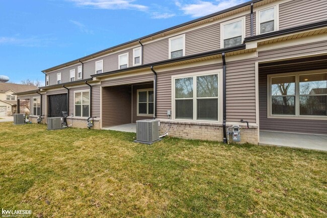 Building Photo - 11390 LANGFELD Spur