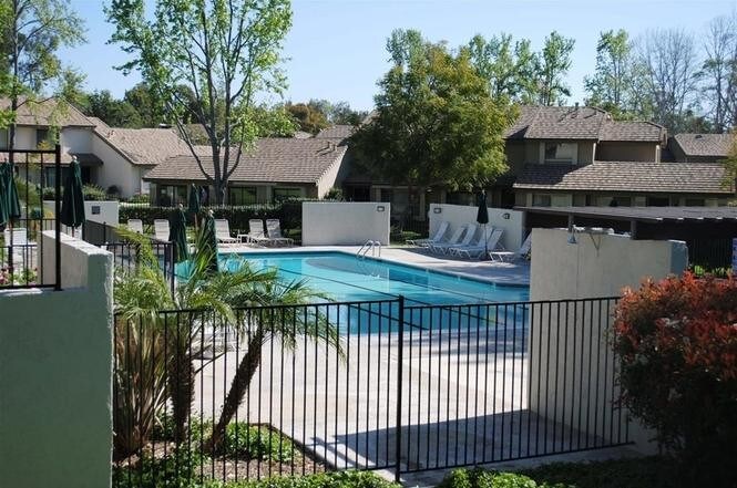Building Photo - 11043 Clairemont Mesa Blvd