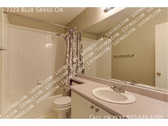 Building Photo - 3323 Blue Grass Cir