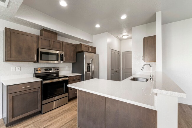 Building Photo - Orchard Land Duplexes
