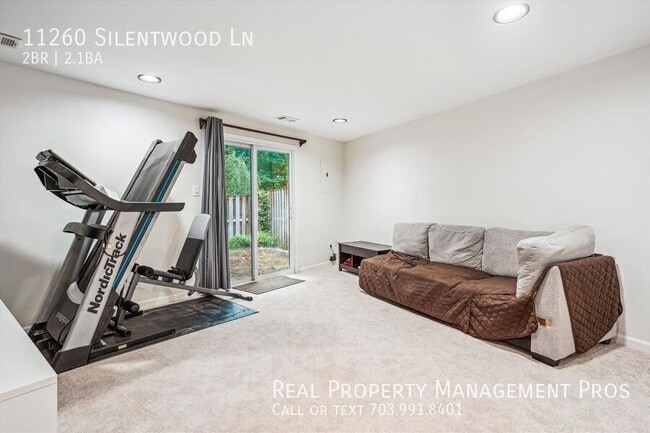 Building Photo - 11260 Silentwood Ln