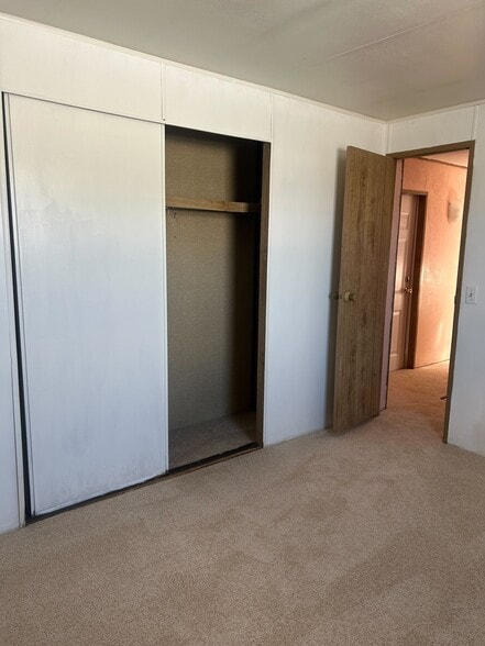 Building Photo - 3601 E Wyoming Ave