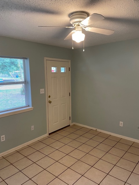 Building Photo - 500 Pee Jay Cv