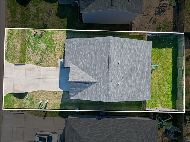 Building Photo - 15708 Del Norte Dr