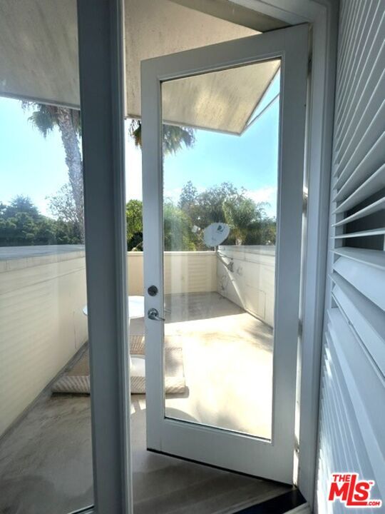 Building Photo - 11099 Ophir Dr