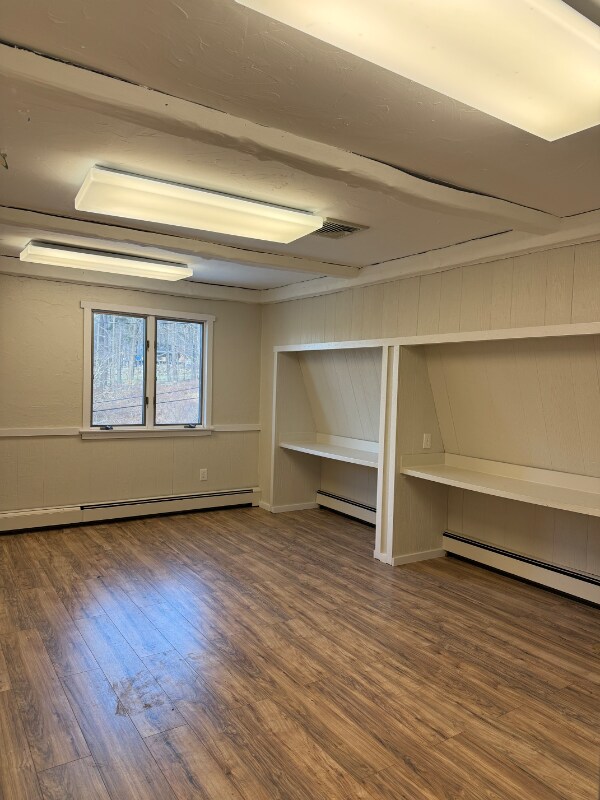 Building Photo - 2390 US-6