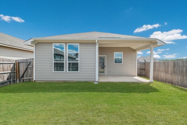 Building Photo - Bright & Charming Fantine Fields Home