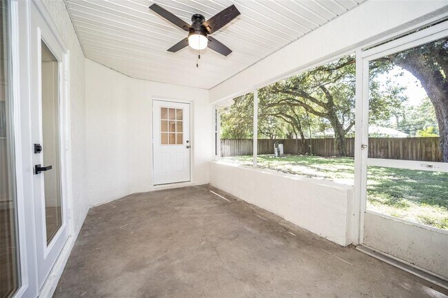 Building Photo - 16414 SE 92nd Terrace